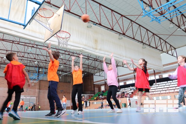 Jornada baloncesto Mequinenza